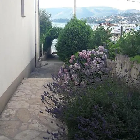Antonia Appartement *
