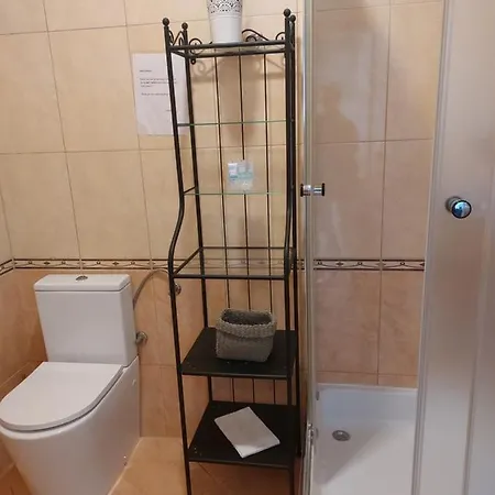 Antonia * تروغير